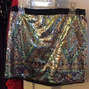 Colorful sequins mini skirt